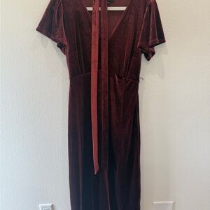 Sanctuary Velvet Midi Dress in Deep Burgundy